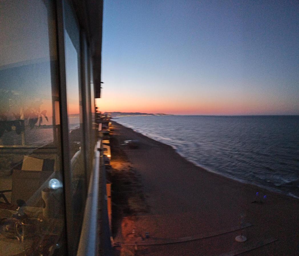 Sunset Room At Front Beach - Habitacion En La Playa Piso Privado Tavernes de Valldigna Exteriör bild