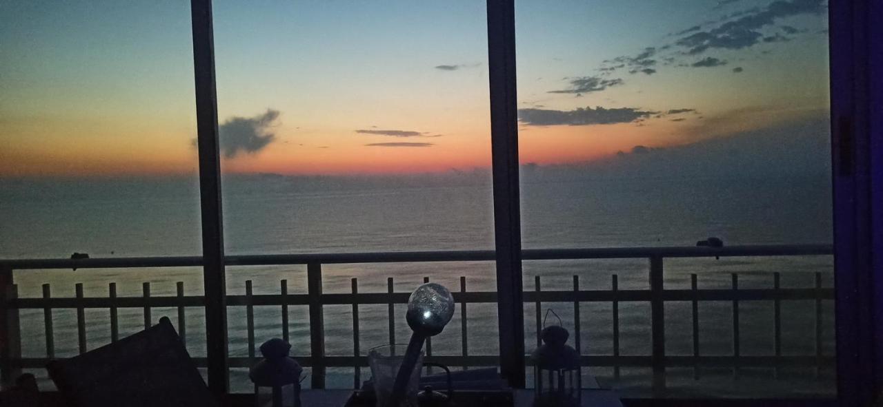 Sunset Room At Front Beach - Habitacion En La Playa Piso Privado Tavernes de Valldigna Exteriör bild